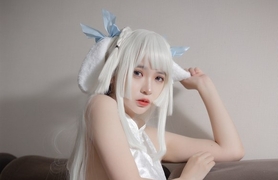 Coser@疯猫Ss VOL.072 白旗袍[40P／721MB]