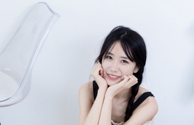 物恋传媒 NO.2520 菜菜-帆布鞋、白棉袜、薄肉丝、睡裙[240P+1V／5.14GB]