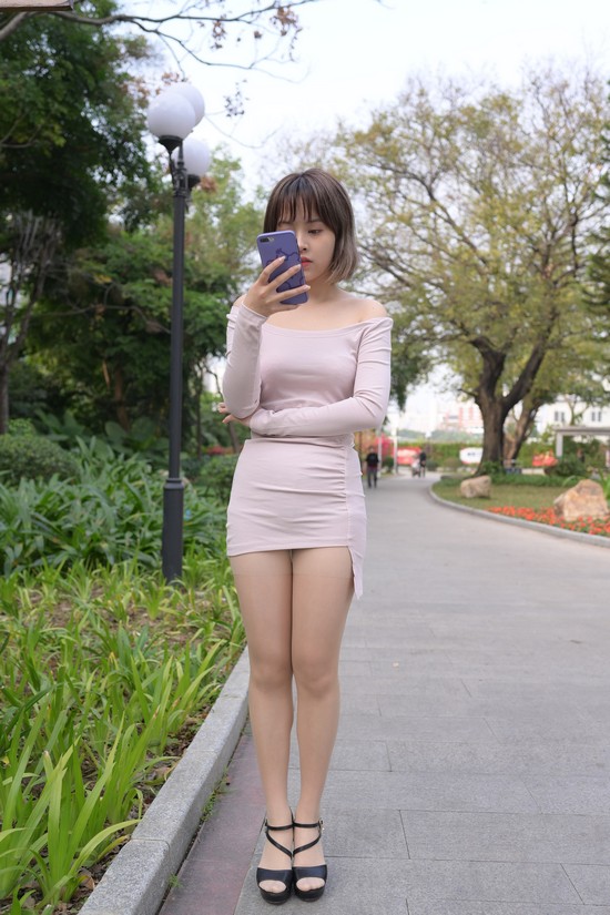 精选街拍 NO.0159 NNN.庭中的美女[472P／724MB]