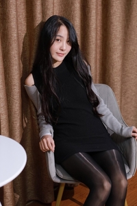 [IESS异思趣向] 1294 婉萍《油亮油亮》[86P-109.2M]
