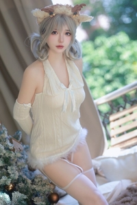 Coser@疯猫Ss  VOL.147 圣诞特典&白色毛衣[98P-1V-273.8M]