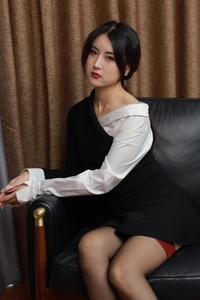 [IESS异思趣向] 1357 小宝《吊带情节》[89P-112.1M]