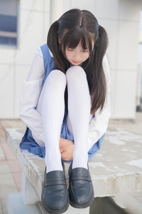 稚乖画册 NO.013 夜夜 天台真空80D白丝 [79P1V 1.10GB]