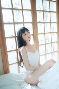 Coser@Shika小鹿鹿 VOL.009 启蛰[40P-99MB]