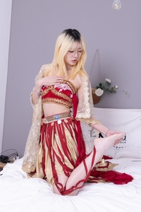 [袜啵啵]NO.540 小甜豆-高跟鞋、油亮薄白丝[145P+1V／5.79GB]