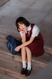 Coser@阿包也是兔娘 VOL.001 JK日常[15P／179MB]