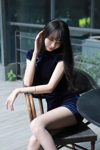 [IESS异思趣向] 1251 团团《灰思旗袍》[80P-86M]