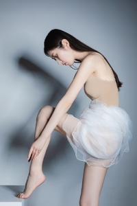 [GALLI嘉丽]舞蹈生日记 017 - 黛西[32P／255MB]