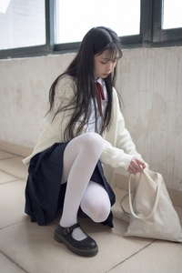 森萝财团 - [JKFUN-001] 甜米 纯纯的白丝学妹 [127P 1V-2.61GB]