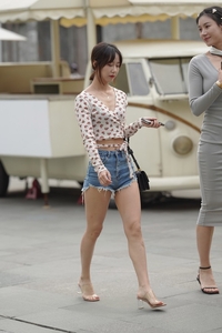 精选街拍 NO.3008 牛仔短裤高挑显腿[265P／890MB]