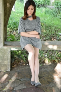 [大生模拍] VOL.016 欣欣 可爱少女和丝袜 [97P417MB]