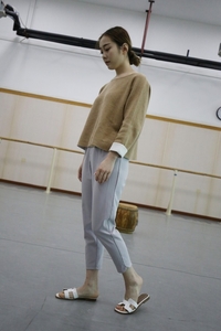 大西瓜爱牙膏 Z1-0 休闲裤少女 [180P+1238M]