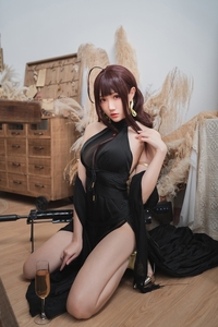 Coser@瓜希酱 VOL.001 DSR[16P／75.6MB]