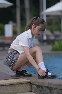 精选街拍 NO.0399 红石旅拍摄影作品 格子短裙女孩[1138P／1.22GB]