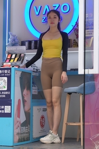 精选街拍 NO.1642 一始街拍作品 - 灰色短裤女孩[645P／648MB]