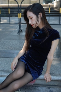 [IESS异思趣向] 1265 美子《嘿丝旗袍》[86P-111.1M]