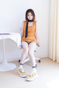 物恋传媒 NO.2445 松松-帆布鞋、白棉袜、裸足[140P+1V／3.20GB]