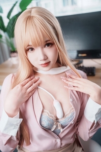 雪晴Astra – NO.077 金发职人OL[59P-1V-1.83G]