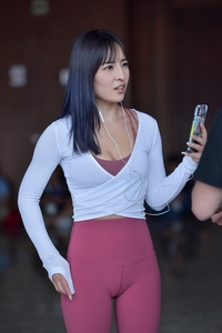 精选街拍 NO.3000 热辣甜美好身材[63P／84MB]
