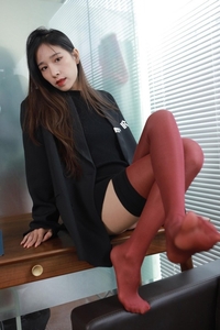 [IESS异思趣向] 1320 美子《半筒红与黑》[90P-87.9M]