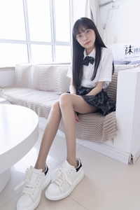 [袜啵啵]NO.541 稚予-两双板鞋、薄灰丝、薄肉丝、jk制服[140P+1V／4.95GB]