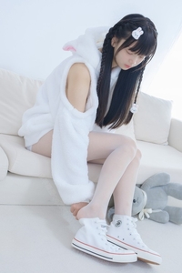 稚乖画册 NO.020 晴空10 夜夜 白丝双马尾 [80P1V-1.85GB]