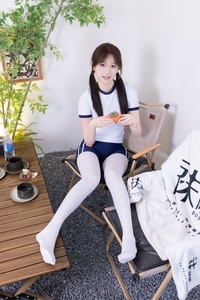 [BoBoSocks袜啵啵]NO.562 香菜-体操服、皮鞋、厚白丝[145P+1V／6.31GB]