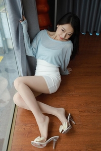 [IESS异思趣向] 1407 小婕《柔软蝴蝶结》[87P-90M]