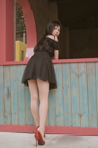 [SSA丝社] NO.097 雪梨 腿模雪梨街拍红色高跟鞋肉丝[120P／783MB]