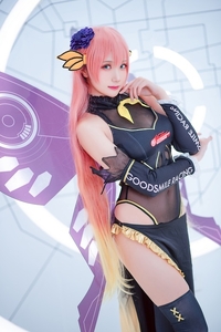 Coser@瓜希酱 VOL.002 LUKA 赛车[22P／118MB]