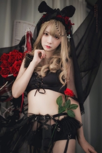 Coser@疯猫ss VOL.011 黑色玫瑰 20P 27M