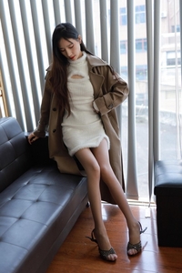 [IESS异思趣向] 1316 美子《外套短裙》[88P-90.9M]