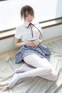 森萝财团 - [JKFUN-002] Aika 可爱学妹丝足 [230P 1V-5.29GB]