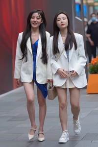 精选街拍 NO.2754 西装外套显瘦[128P／268MB]